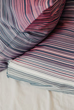 Indlæs billede til gallerivisning Komfortabelt sengetøj i 100% bomuldssatin - 140 x 220 cm